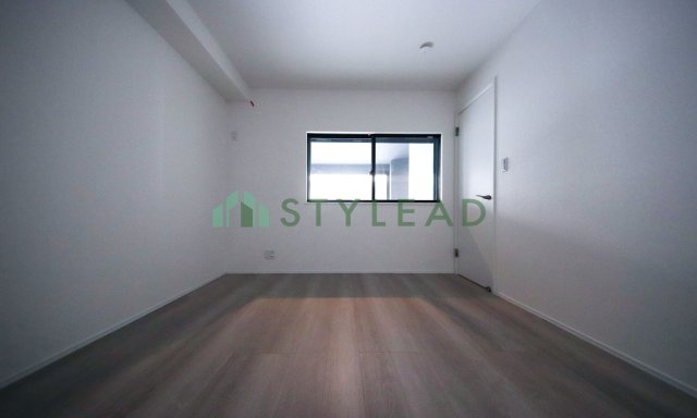 横浜市保土ケ谷区仏向西の新築一戸建【洋室】