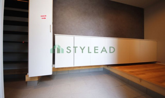 横浜市保土ケ谷区峰岡町２丁目の新築一戸建【玄関】