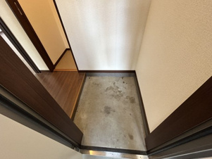 Ｄｅｒｍｏｚｏ（デルモゾ）【玄関】