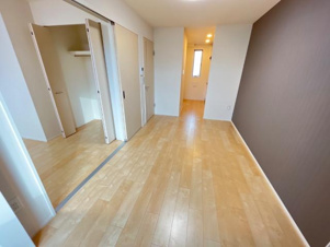 シャトー開成【居間・リビング】リビング