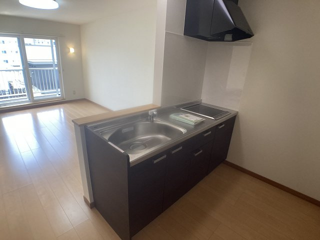 ヴィラ・コンフォート【キッチン】