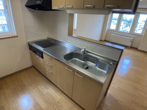 ＡＵＲＡ（アウラ）【キッチン】