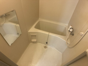 ＡＵＲＡ（アウラ）【浴室】