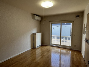 ＴＯＷＮ西１３南１５セオリーＡ・Ｂ【居間・リビング】