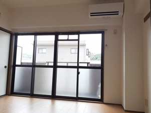 ファインパーク薬師Ｂ棟【居間・リビング】