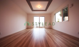 横浜市鶴見区北寺尾１丁目の新築一戸建【居間・リビング】