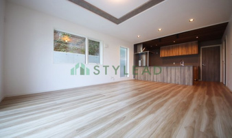 横浜市鶴見区北寺尾１丁目の新築一戸建【居間・リビング】