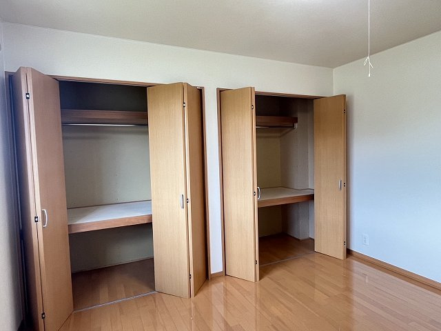 ユトリロ鳳乃舞Ｂ棟【収納】