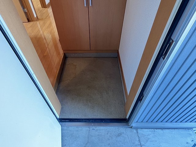 ユトリロ鳳乃舞Ｂ棟【玄関】