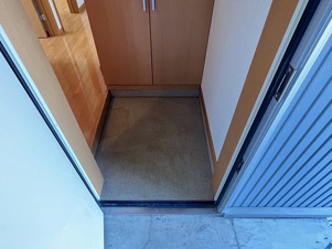 ユトリロ鳳乃舞Ｂ棟【玄関】