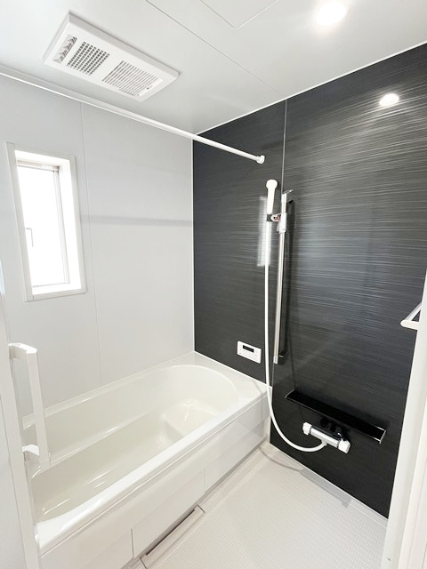 御嵩町中第4（全4棟）【浴室】