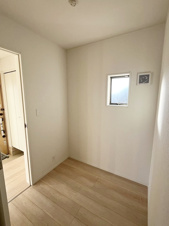 御嵩町中第4（全4棟）【収納】納戸