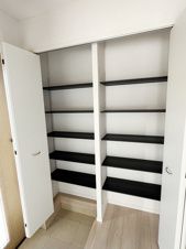 御嵩町中第4（全4棟）【収納】玄関