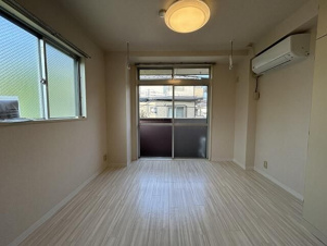 レジデンスカープ大宮【居間・リビング】