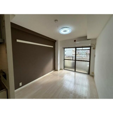 ホワイトパレス大宮【洋室】