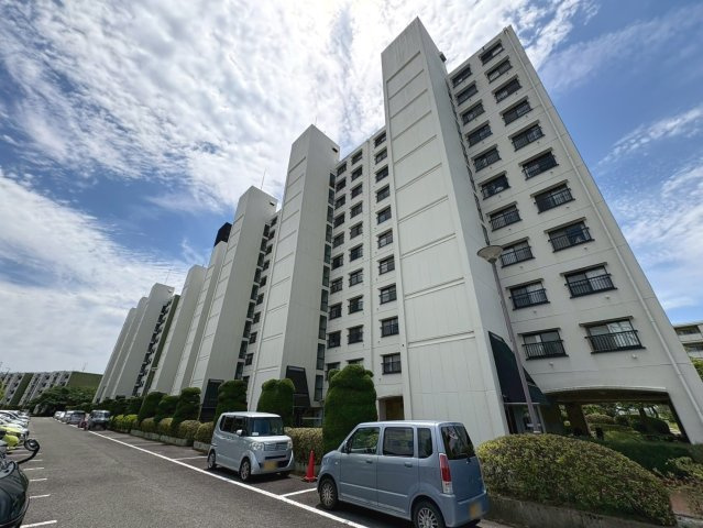 嵐山ロイアルハイツ3号棟【外観】
