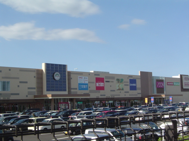 セントフィールド【周辺】イオン津城山ショッピングセンターまで2,419ｍ