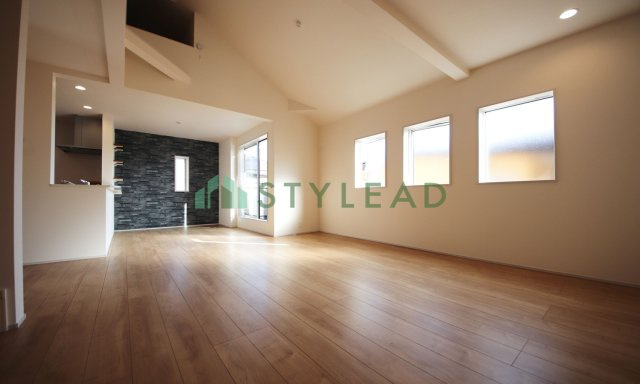 横浜市泉区上飯田町の新築一戸建【居間・リビング】