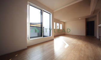 横浜市泉区上飯田町の新築一戸建【居間・リビング】