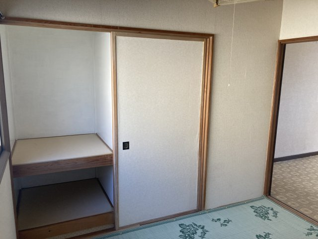 西８条北７丁目【和室】