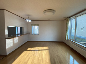 Ｉ幕別町札内文京町貸家【居間・リビング】