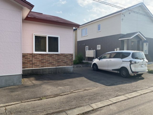 Ｉ幕別町札内文京町貸家【駐車場】