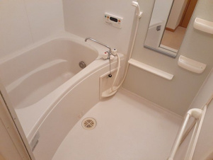 リバーサイドビラ河合【浴室】