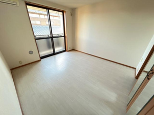 クレストＢ【内装】室内