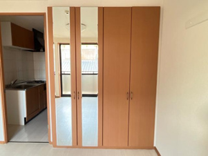 クレストＢ【収納】クローゼット