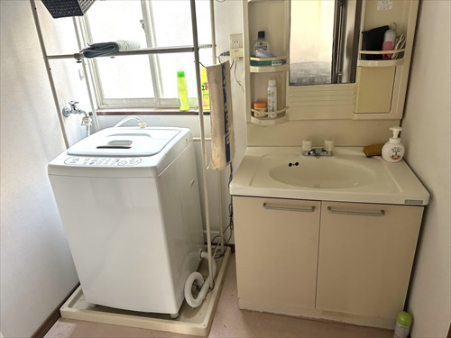 佐野市下彦間町【独立洗面台】