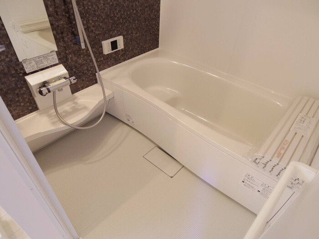 1坪タイプユニットバス（追焚給湯器・暖房機能付き浴室乾燥機付き）