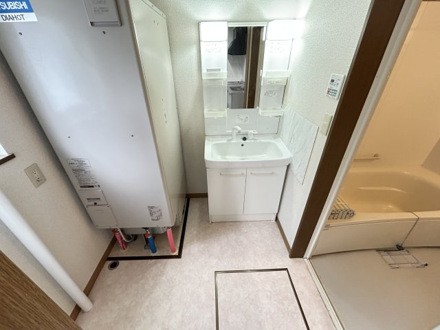 バップバーレンＷ１７Ｎ【洗面所】