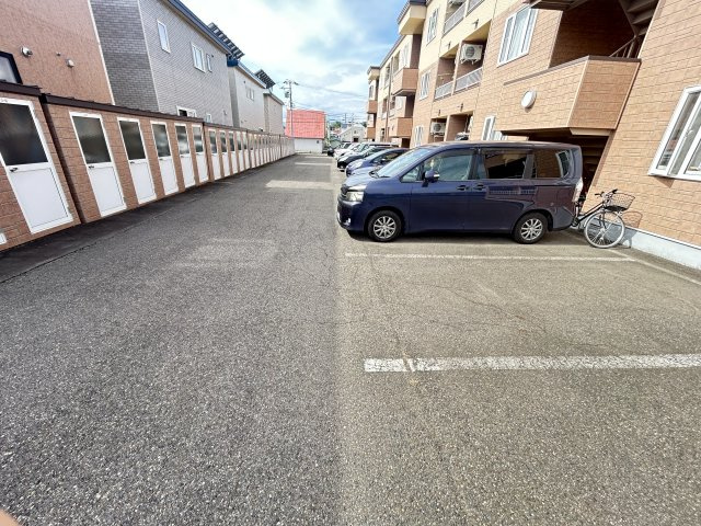 ＡＬＰＨＡⅠ【駐車場】