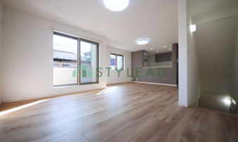 川崎市川崎区小田６丁目の新築一戸建【居間・リビング】