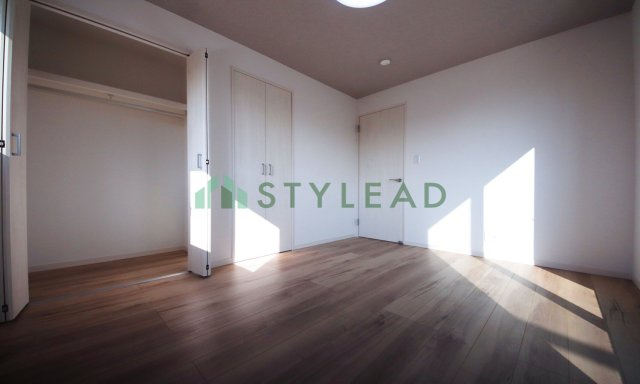 川崎市川崎区小田６丁目の新築一戸建【洋室】