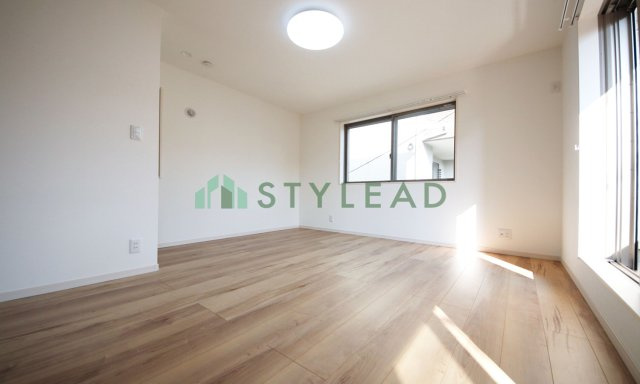 川崎市川崎区小田６丁目の新築一戸建【居間・リビング】