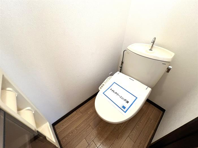 トイレになります。※写真は別室のものになります。