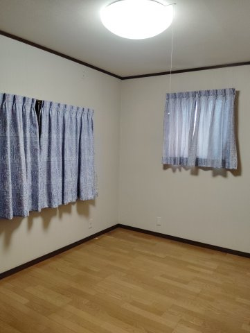 笠原町H邸貸家【子供部屋】