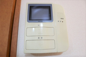 レオパレスＰｒａｉｓｅ【その他】モニター付きインターホン