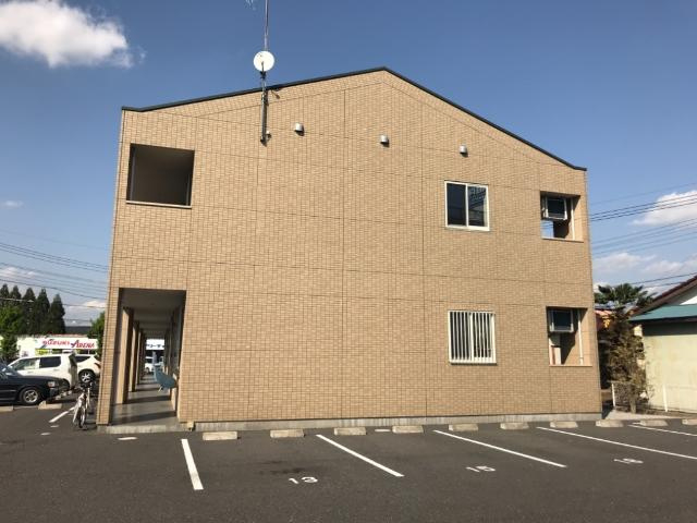 アリウス【駐車場】外観写真（昼）