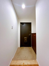 グランビア新川【玄関】