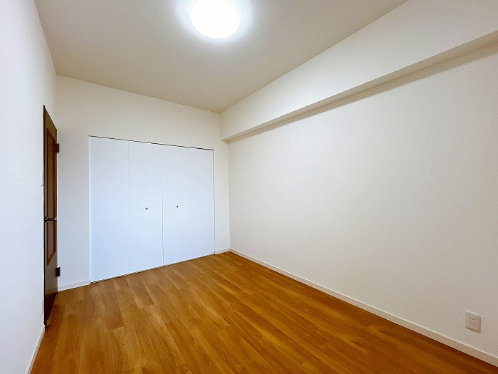 グランビア新川【洋室】