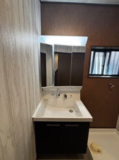 彦根市開出今町の中古一戸建【独立洗面台】