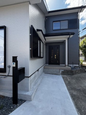 彦根市開出今町の中古一戸建【駐車場】