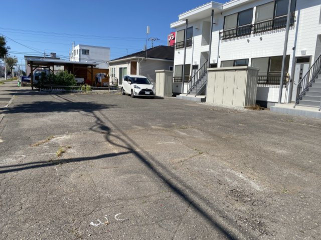 ユトリロ帯広東【駐車場】