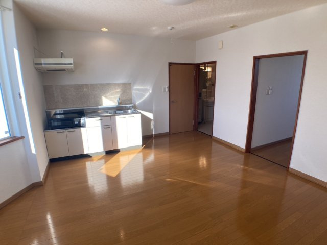 わんわんハイツⅡ【居間・リビング】