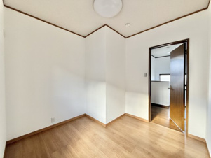 笛吹市一宮町竹原田　中古戸建【和室】