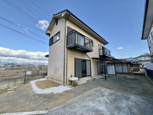 笛吹市一宮町竹原田　中古戸建【駐車場】