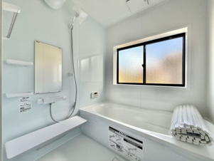 笛吹市一宮町竹原田　中古戸建【キッチン】