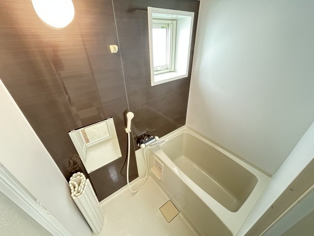 西２条南３５貸家②【浴室】